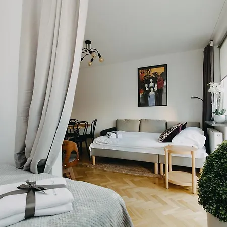 Shortstaypoland Zlota *